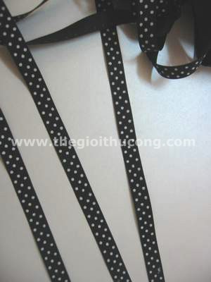 Dây ruybăng chấm bi 